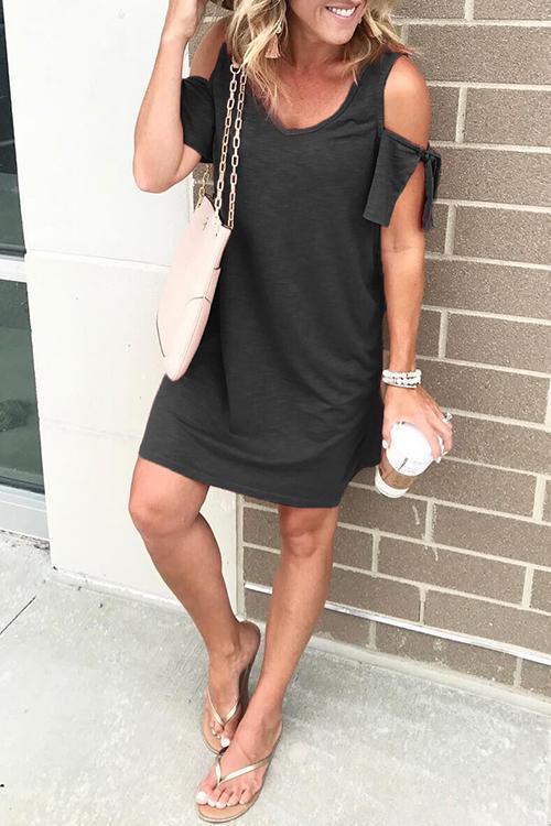 Heididress V Neck Cold Shoulder Solid T Shirt Dress
