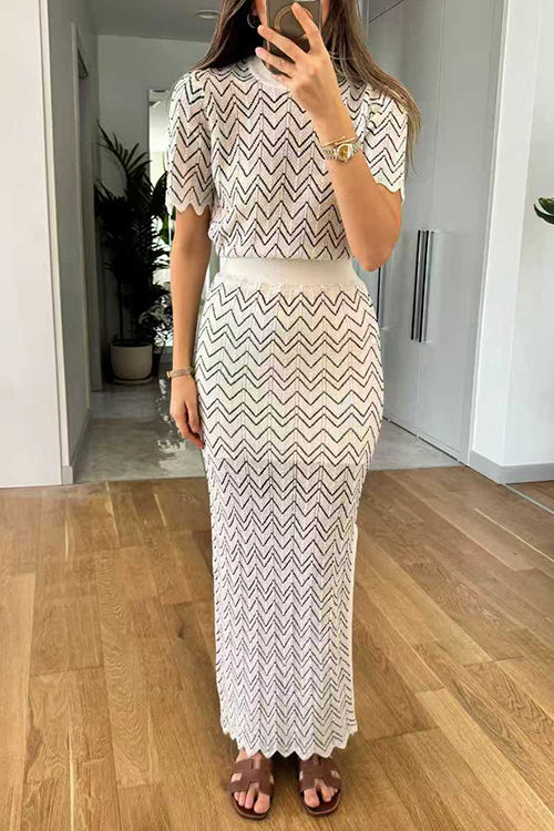 Crewneck Short Sleeves Zigzag Patterned Top